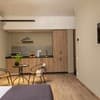 Квартира Poet Apartments. Апартаменты двухместный с балконом 6