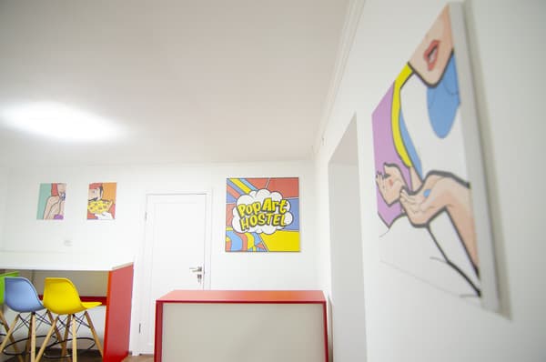 Pop Art Hostel Rynok Square 5