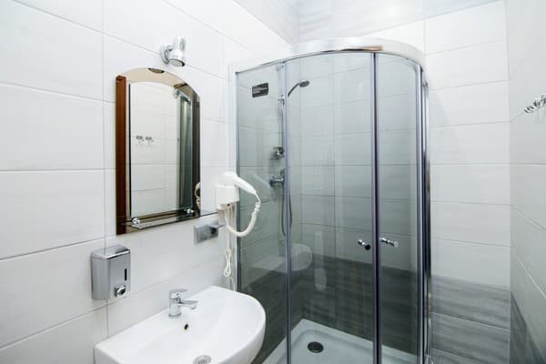 Premium Hostel 8
