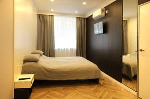 Квартира Rent Apartments ул.Староеврейская, 16. Двухкомнатная по ул.Староеврейская, 16 кв.4 5