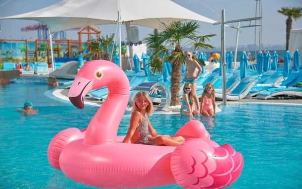 Resort & Spa Hotel NEMO 63