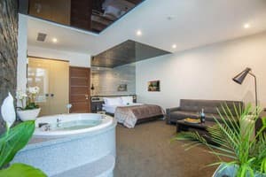 Спа-отель Resort & Spa Hotel NEMO. Люкс двухместный с террасой и видом на море +1 5