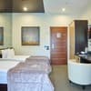 Спа-отель Resort & Spa Hotel NEMO. Стандарт двухместный боковой вид на море 2