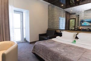 Спа-отель Resort & Spa Hotel NEMO. Стандарт двухместный боковой вид на море 5