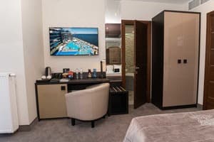 Спа-отель Resort & Spa Hotel NEMO. Стандарт двухместный с терассой, боковой вид на море 4