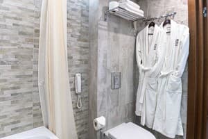 Спа-отель Resort & Spa Hotel NEMO. Стандарт двухместный с терассой, боковой вид на море 8