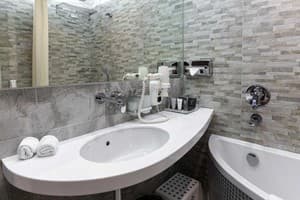 Спа-отель Resort & Spa Hotel NEMO. Стандарт двухместный с терассой, боковой вид на море 9