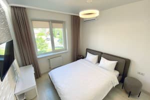 Квартира СВЕТ ЕСТЬ ВСЕГДА!
Лучшая трёхкомнатная квартира в центре. Апартаменты двухместный  10