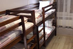 Хостел SWEET Hostel. Место в общем 6-местном номере  7