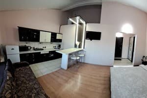 Студио апартаменты в центре на 5 этаже 5