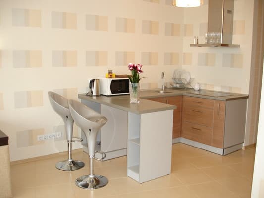 Suite Tower Apartments 4