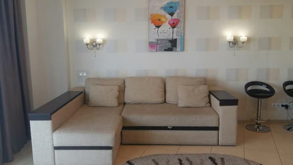 Suite Tower Apartments 6