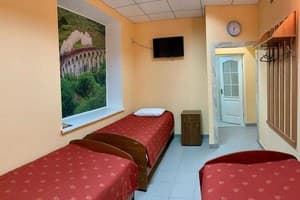 Мини-отель У Поттера. Стандарт трехместный без окна 2