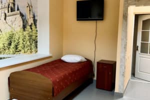 Мини-отель У Поттера. Стандарт трехместный без окна 9