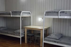 Готель VIP hostel. 5-місному номері (№ 9) 3