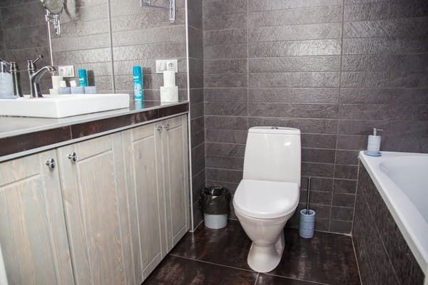 VIP на Лобановского 19 (возле концертного зала им. Глинки) 10