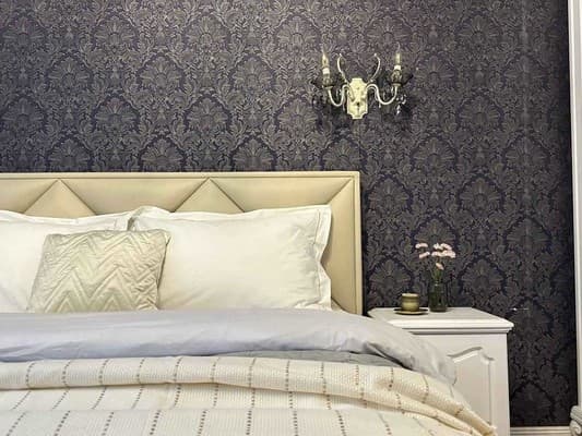 VIP просп.Соборный 216 (возле McDonald's) 1