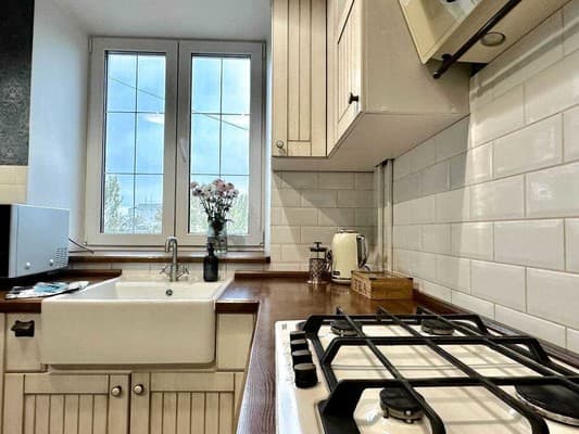 VIP просп.Соборный 216 (возле McDonald's) 9