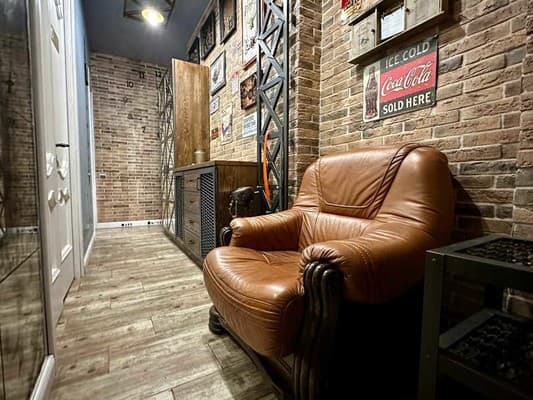 VIP просп.Соборный 216 (возле McDonald's) 14