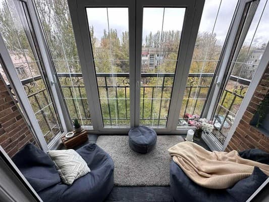 VIP просп.Соборный 216 (возле McDonald's) 3