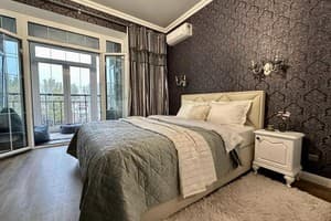 Квартира VIP просп.Соборный 216 (возле McDonald's). Апартаменты трехместный VIP на проспекте рядом с МакДональдз 1