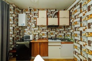 Яскраві квіти. Alex Apartments. Безконтактне заселення 24/7 17