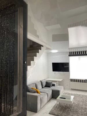 двухэтажная с террасой на крыше, Волгоградская 26А 1