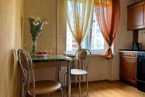 двухкомнатная на ул. Матросова 25а 10