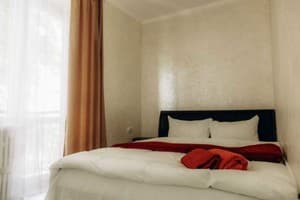 двухкомнатная, ул. Патриарха Мстислава, 1 1