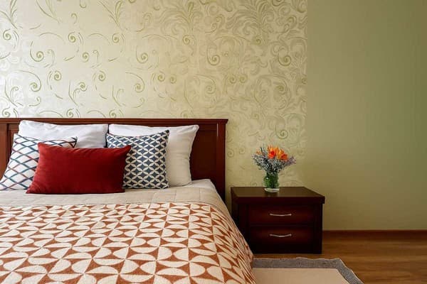 двухкомнатная возле Запорожской площади 4