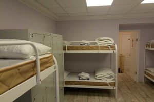 Хостел женский Hostel Dvor. Место в женском 10-местном номере комната 3 3