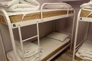 Хостел женский Hostel Dvor. Место в женском 6-местном номере комната 4 2