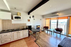 Квартира на проспекте Поля-2