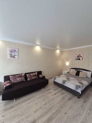 на проспекте Соборный, возле автовокзала 3