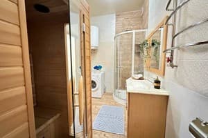 Квартира с сауной на Волгоградской 26а. Апартаменты трехместный  11