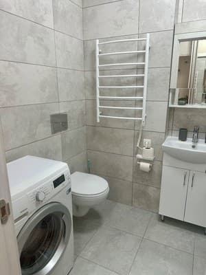 в новостройке Центр, проспект Соборный 5
